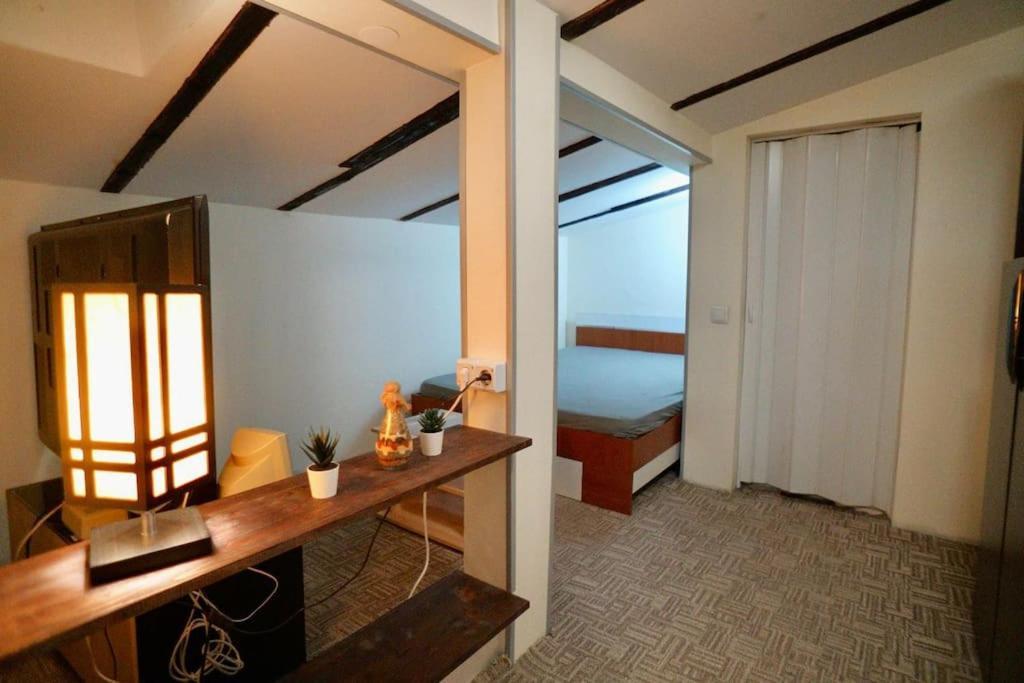 2-Room Cozy Retreat Near City Center Bukarest Exterior foto